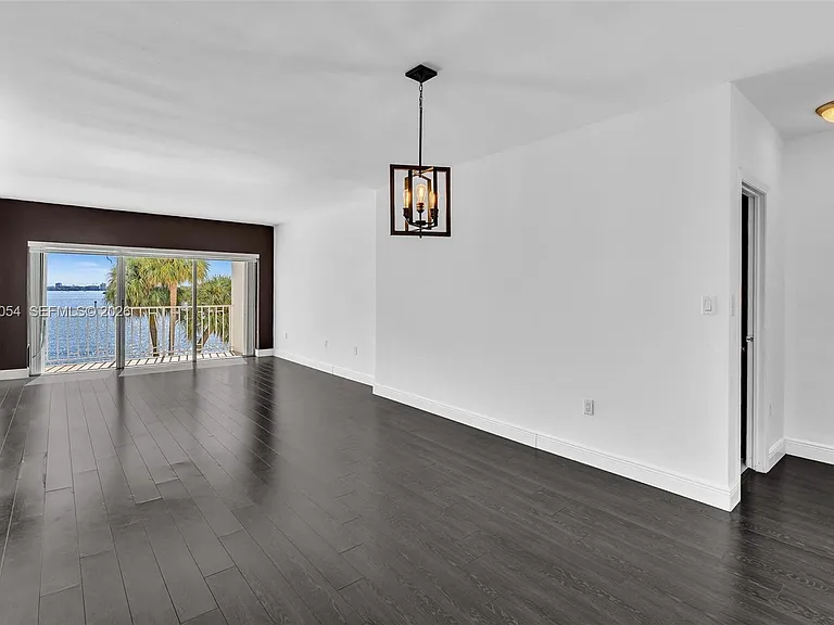 500 Bayview Dr #228 — Photo 5