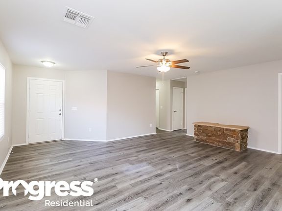 3rd image of 10454 E Balsam Ave