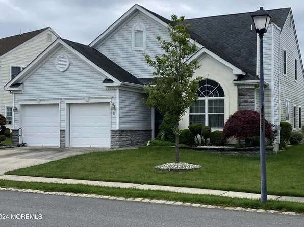 21 Cape May Court, Waretown, NJ 08758