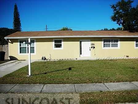 Home for Sale in St Petersburg, FL $139,900