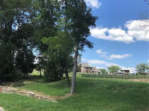 4th image of 910 Majestic Ct Lot 4