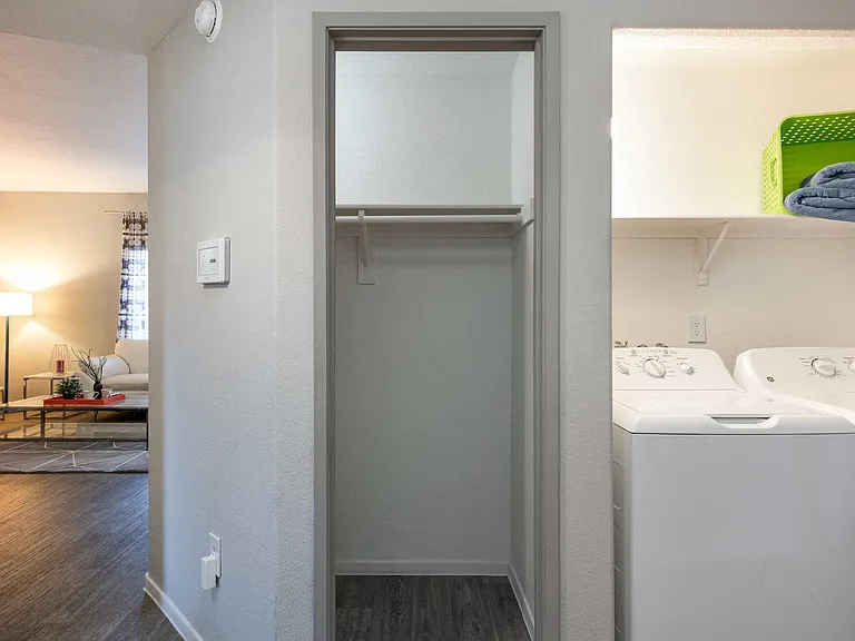 Remington Canyon Apartments — Photo 20