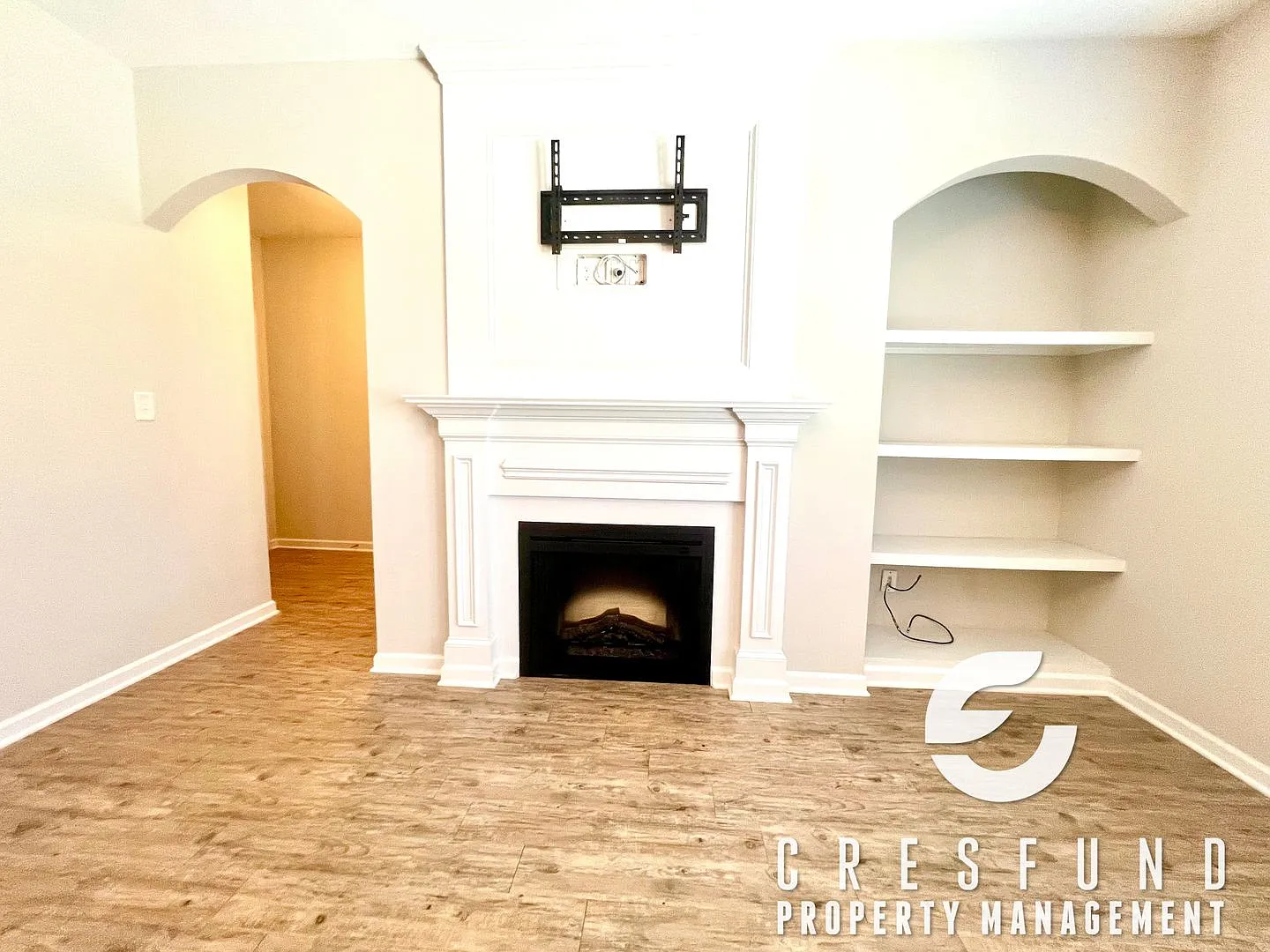 Spacious 4 Bedroom Pet Friendly — Photo 4