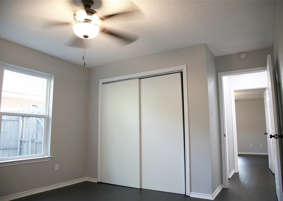 1st image of 810 Odell St