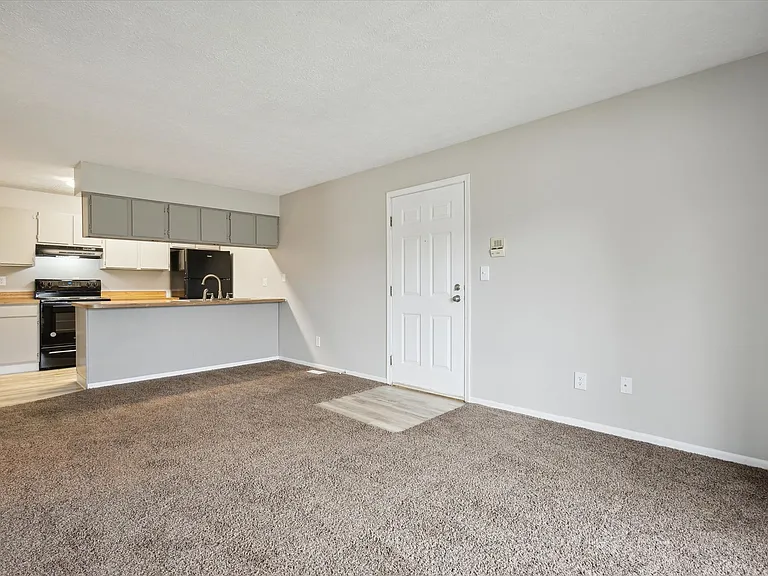 Woodwind Apartments — Photo 15