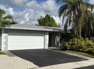 8109 NW 74th Ave, Tamarac, FL 33321