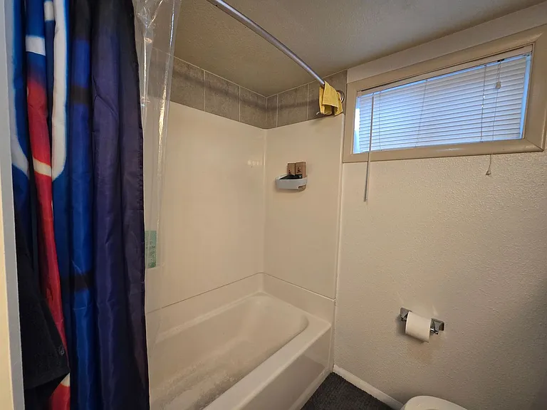 710 S 44th St — Photo 11