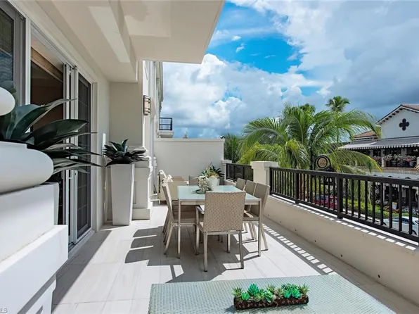 490 5th ST S #203, NAPLES, FL 34102