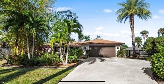 2nd image of 11870 McGregor Blvd