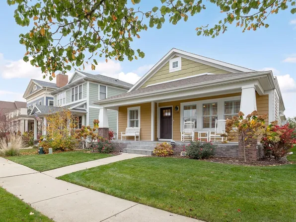 1118 Burns St, South Bend, IN 46617