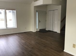 2016 Brandilyn St, Anchorage, AK 99516