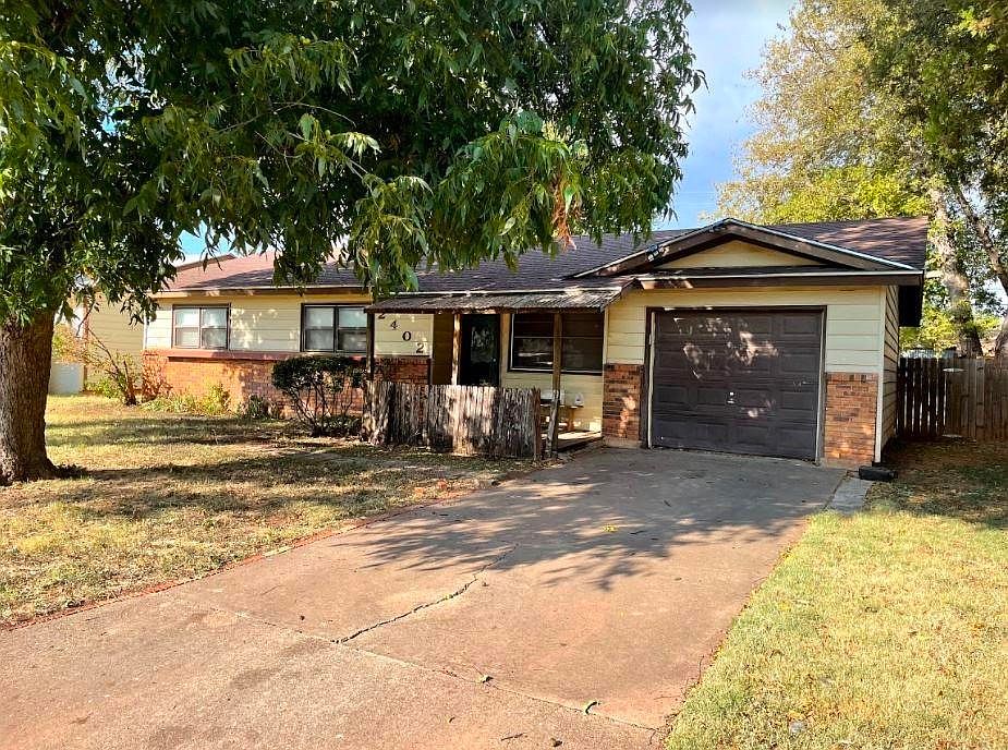 1st image of 2402 Glendale Dr