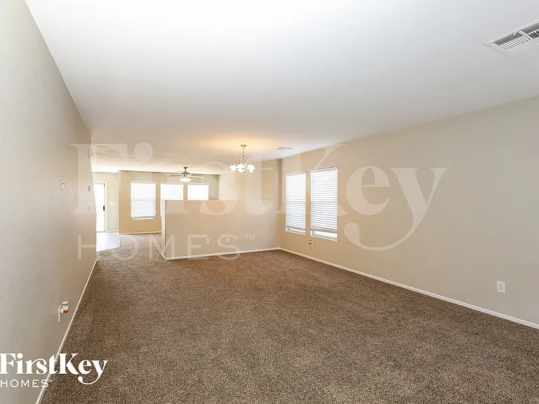 8321 Vickers Canyon St — Photo 4