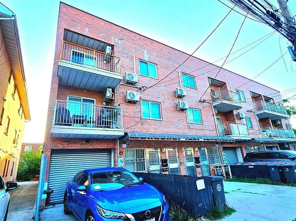 42-10 164th St, Flushing, NY 11358