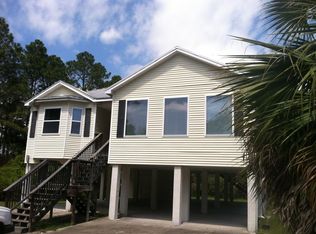 1100 Owens Ave, Carrabelle, FL 32322