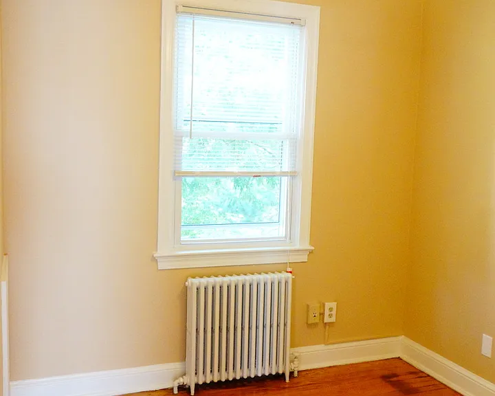 8405 Greenwood Ave — Photo 32