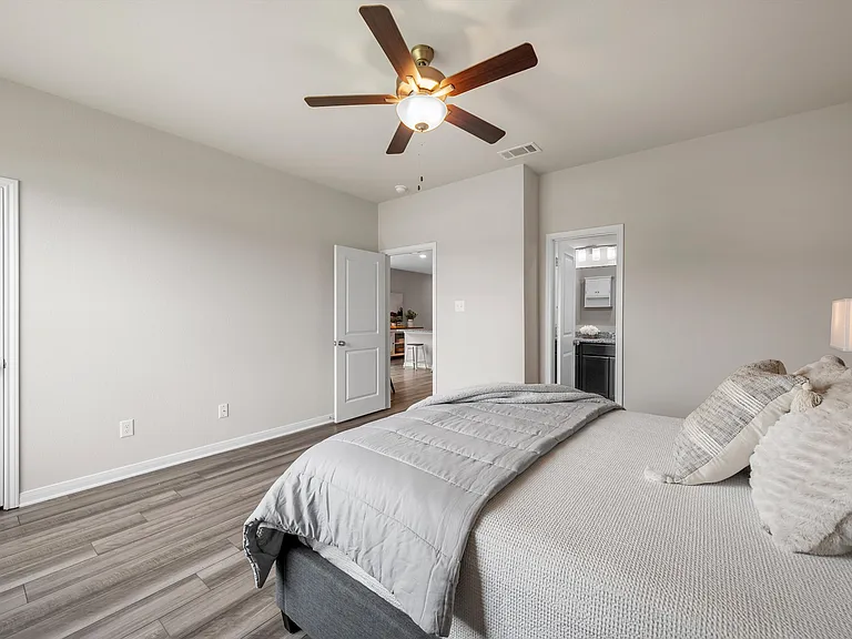 1524 Elise Ave — Photo 12
