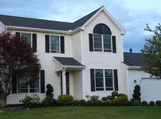 4353 Kathaleen St, Hamburg, NY 14075