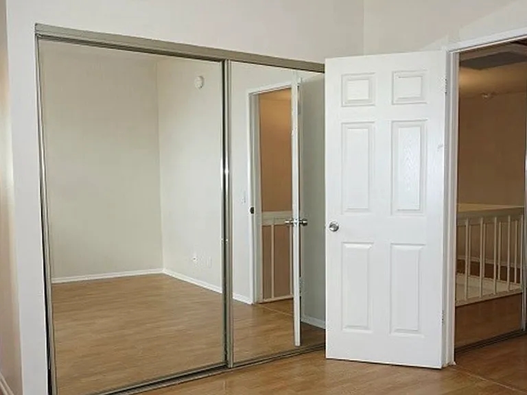 4664 Willis Ave #4 — Photo 18