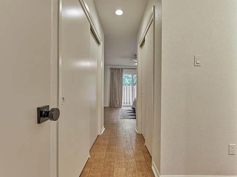2351 W Settlers Way — Photo 25