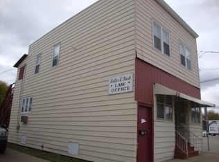 541 W 9th Ave, Oshkosh, WI
