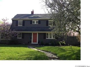 91 Buffard Dr, Rochester, NY 14610