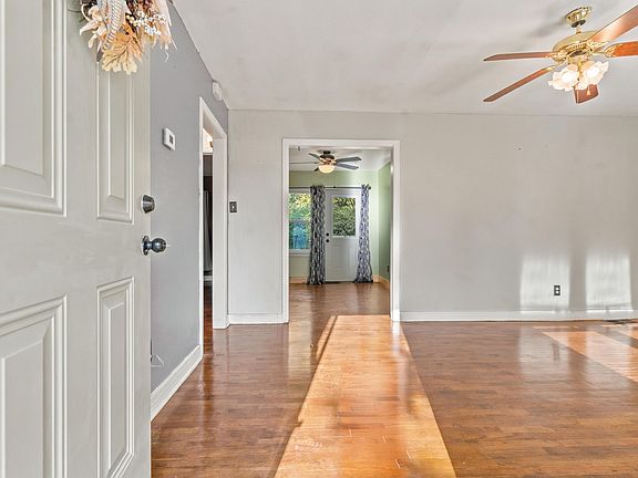 2nd image of 1108 Wilson St