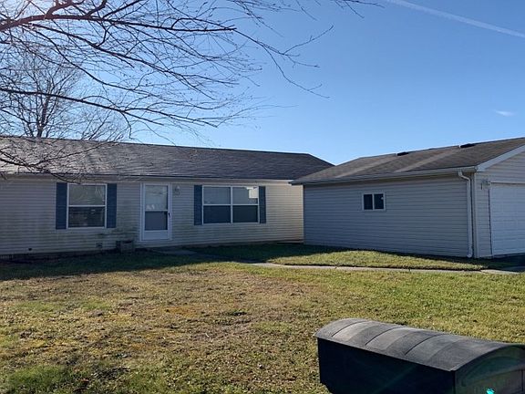 3rd image of 2741 Barr Ave