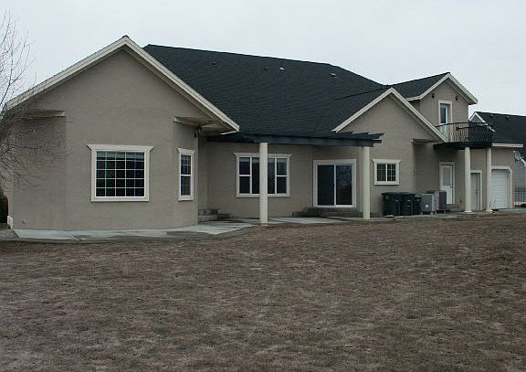 3rd image of 717 Lupine Dr S