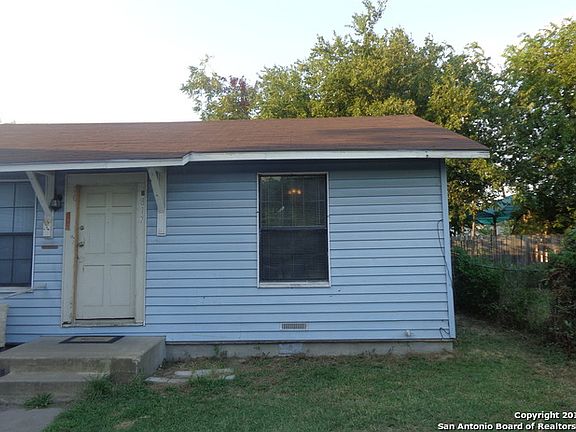 4th image of 817 Texas Ave