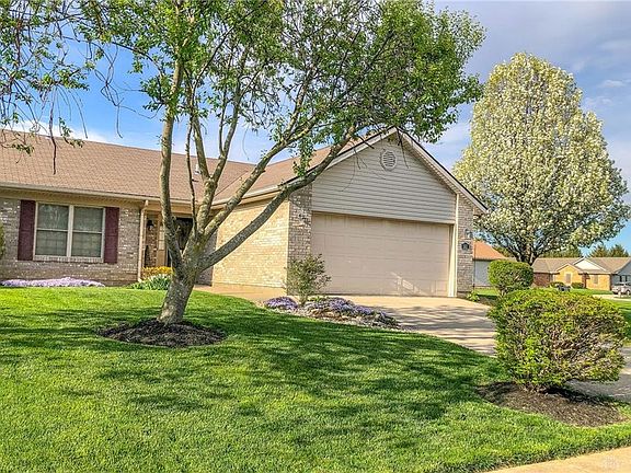 4th image of 141 Warner Dr