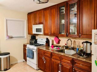 137-61 70th Rd FLOOR 2, Flushing, NY 11367