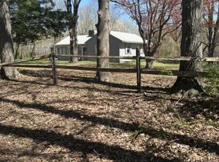 44 Chestnut Hill Rd, Killingworth, CT 06419