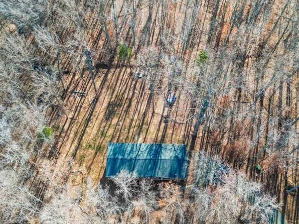 218 Clark Lake Rd, Reidsville, NC 27320
