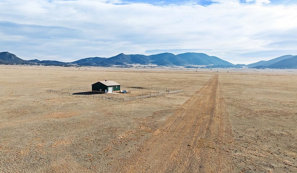 1st image of 970 Chase Gulch Rd