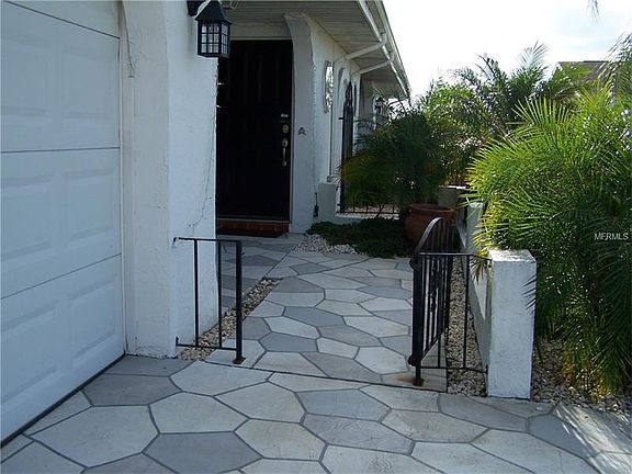 2nd image of 1803 Butterfly Pl