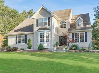 86 Erin Dr, Jackson, NJ 08527