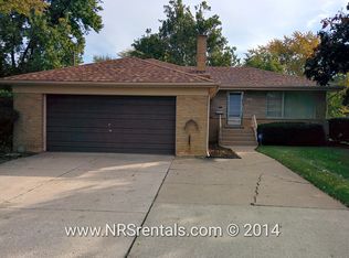 908 E 160th Pl, South Holland, IL