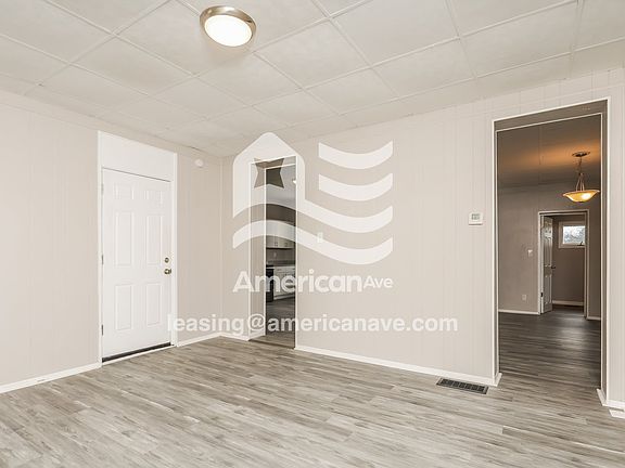 1467660_004_wm_-_living_room_13347904.jpg