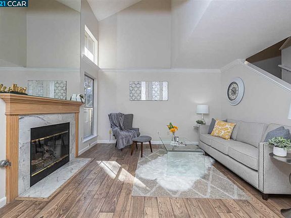 2nd image of 305 Warmcastle Ct