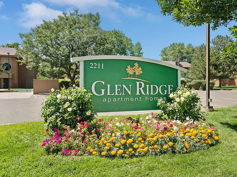Welcome Home to Glen Ridge Apartments!