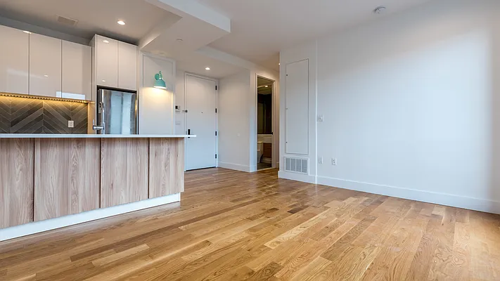Rented by Nooklyn NYC LLC | media 11