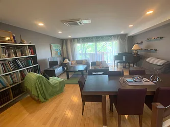 Rented by NextStopNY