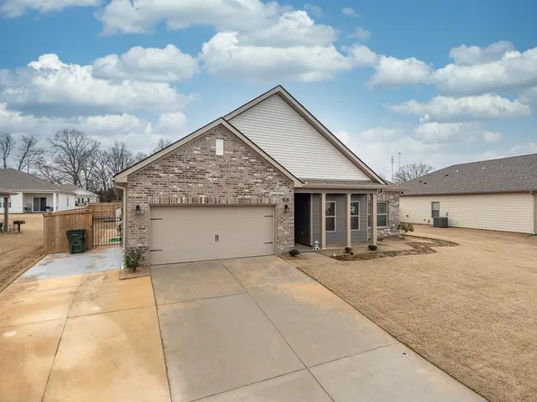 125 Driftwood Loop, Oakland, TN 38060