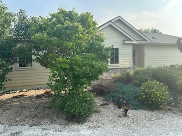 28 Image Dr, Lovell, WY 82431