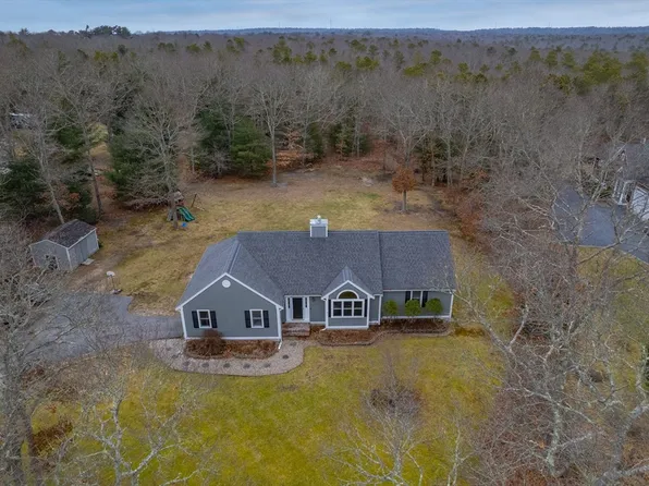 1740 Race Ln, Barnstable, MA 02630