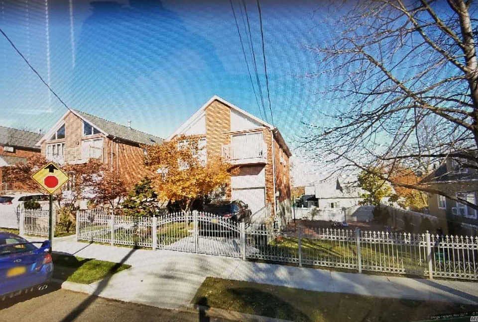 1st image of 12713 6th Ave