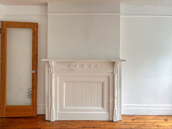 2nd image of 462 Quincy St Floor 3
