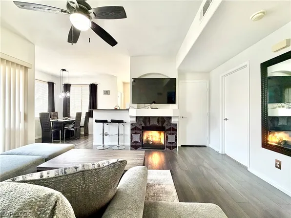 9050 W Warm Springs Rd Unit 2106, Las Vegas, NV 89148