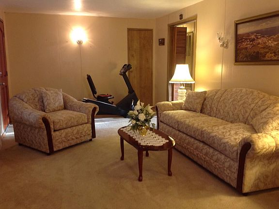 4th image of 433 Giannotta Way